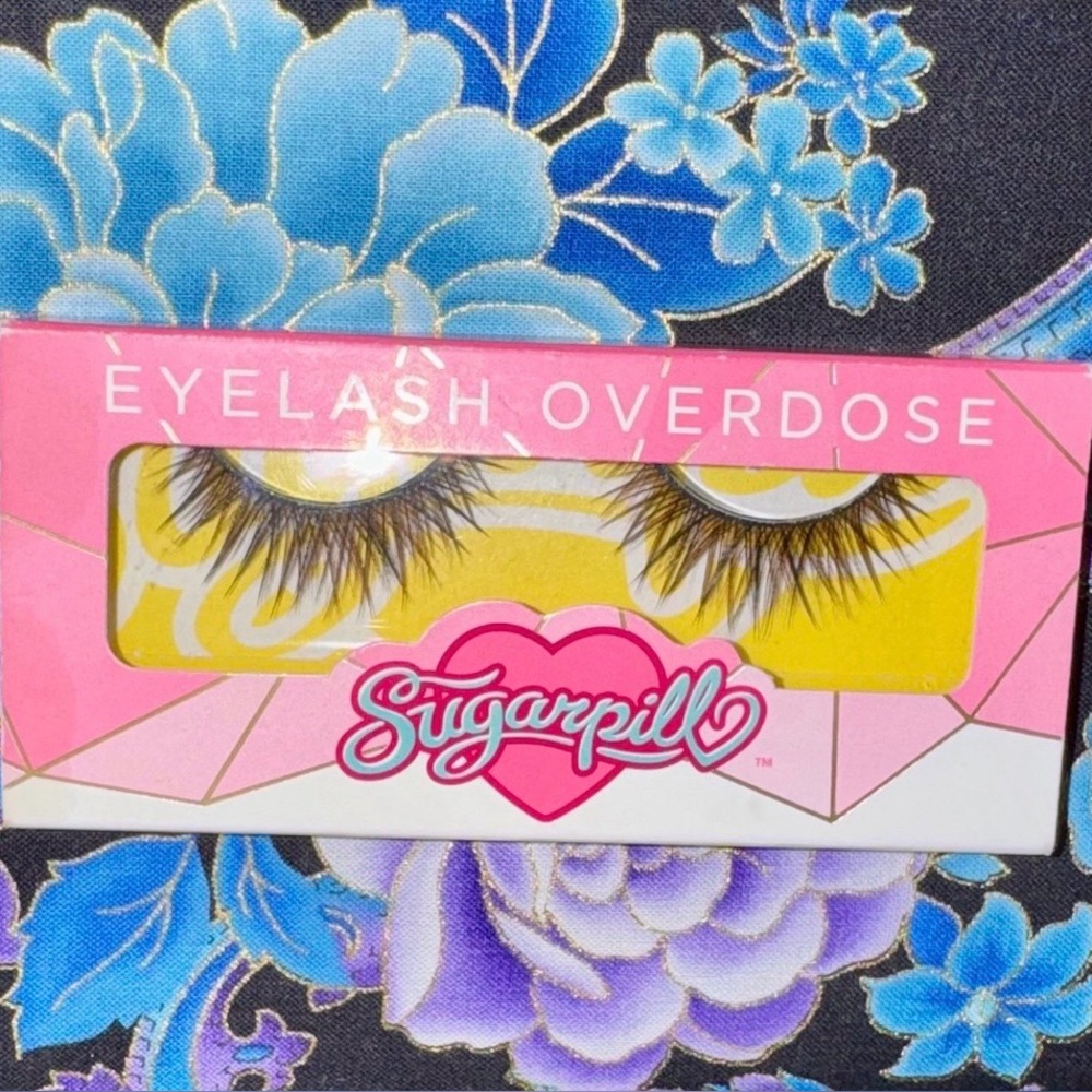 Sugarpill Eyelash Overload in Style SINNOCENT 1 pair new in box